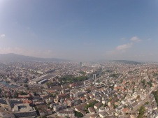619.3 m ü. M., 16.42°C: Blick nach Zürich West mit Prime Tower